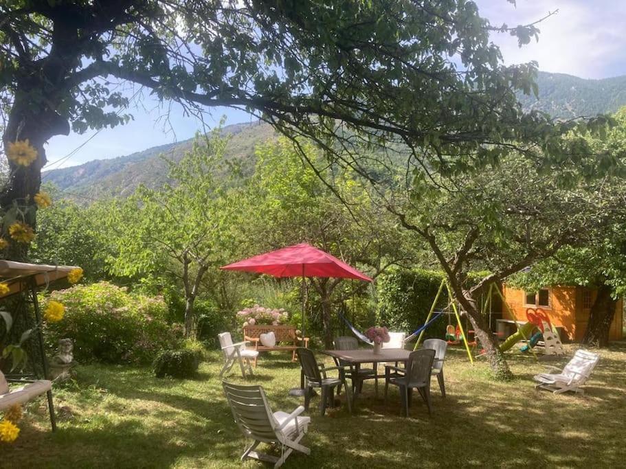 Charmant T2 Dans Chalet Familial Valdeblore Esterno foto